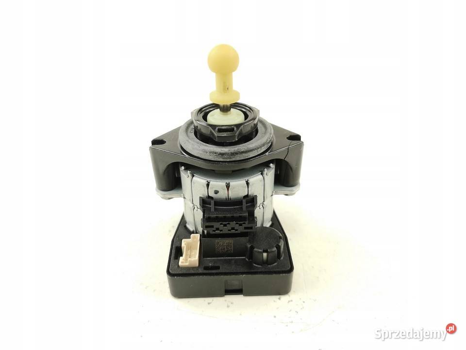 SILNIK REGULACJI LAMPY PORSCHE CAYENNE 20082010 osobowe lubelskie