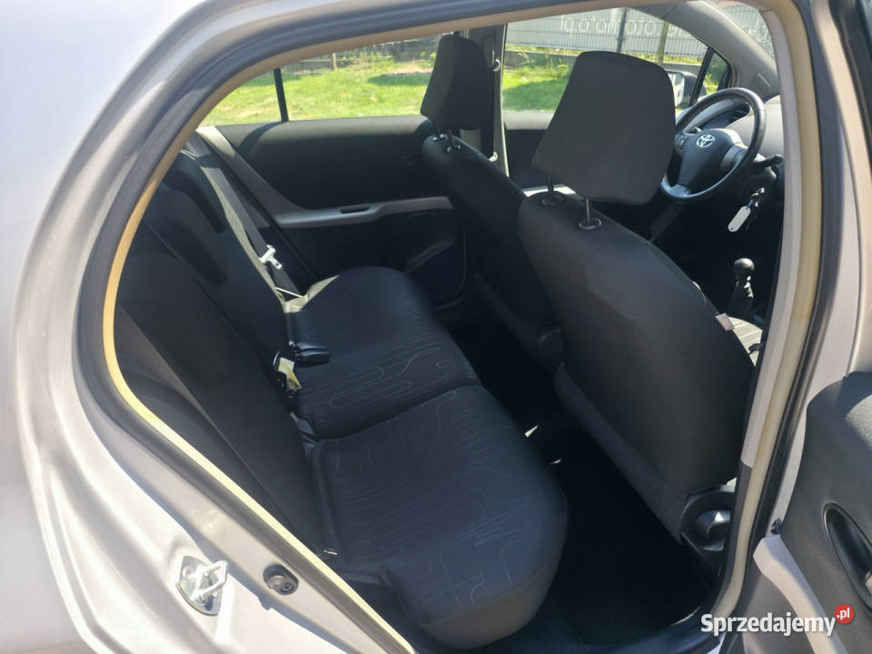 Toyota Yaris 133 Benzyna Serwisowany Gwarancja wspomaganie kierownicy Piekoszów