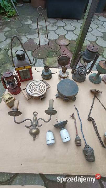 Stara lampa naftowa wisząca lampka biurkowa świętokrzyskie Skarżysko-Kamienna