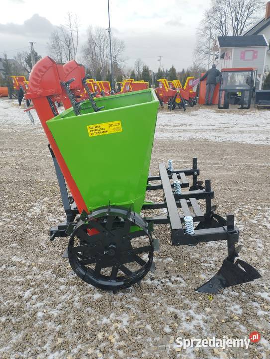 Sadzarka dwurzędowa do sadzenia ziemniaków Lorenki