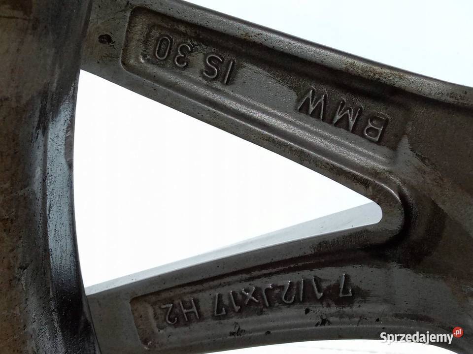FELGA ALUMINIOWA R17 5X112 ET30 OC66MM 75JX17H2 Samochodowe