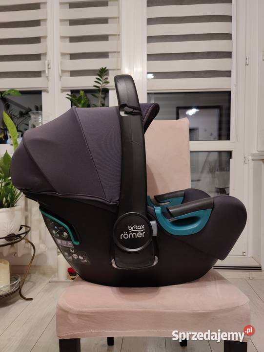Fotelik dziecięcy Britax Romer iSENSE BabySafe Daszek przeciwsłoneczny Bydgoszcz