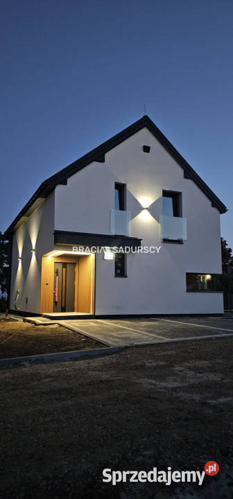 Sprzedam dom wolnostojący 140m2 Kocmyrzów Rok budowy 2025 sprzedam