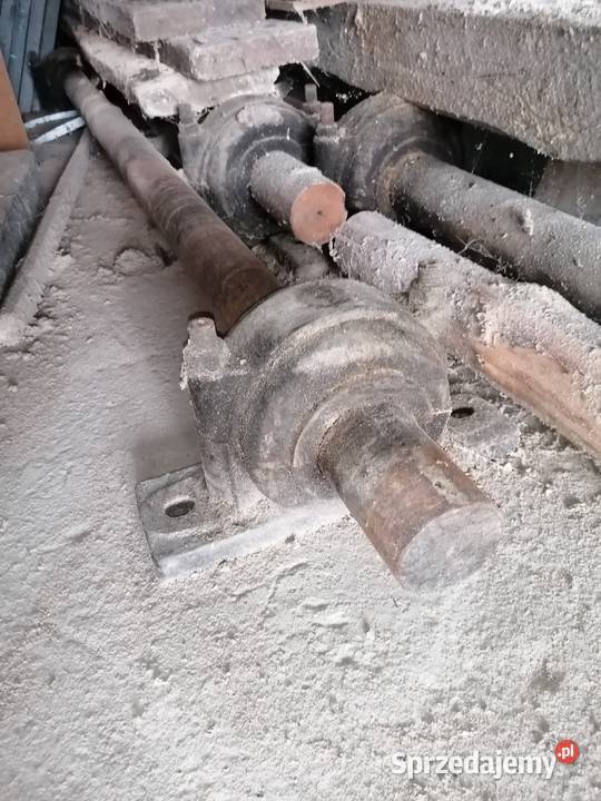 Wał napędowy z podporami oś napędowa pędnia fi 8 Ruda Pilczycka