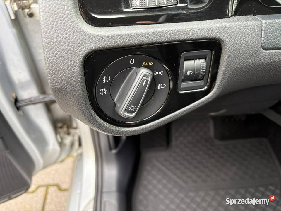 Volkswagen Golf Variant 14 TSI 125 DSG Cup srebrny Lipówki