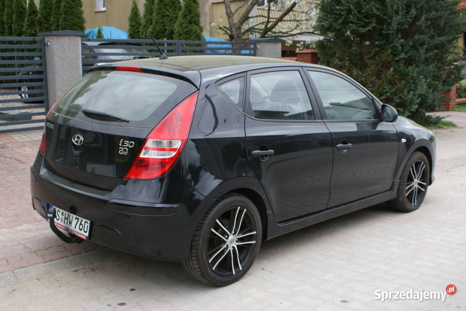 HYUNDAI i3014 109 100Bezwypadkowy Lakier czarny Olsztyn
