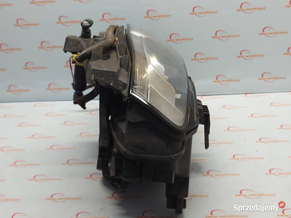 AUDI A4 B8 ALLROAD 10r lampa lewa przód osobowe Kielce