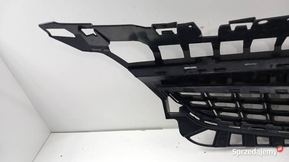 OPEL ASTRA J ATRAPA GRILL osobowe Zbierkowo