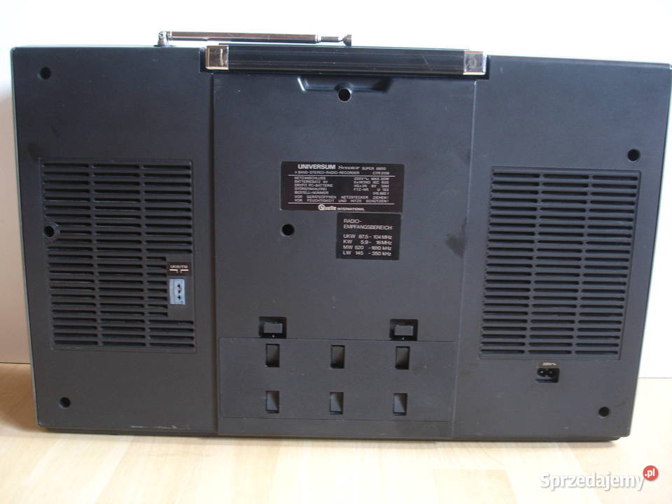 Radiomagnetofon UNIVERSUM SENATOR SUPER 8800 Radioodtwarzacze Zielona Góra sprzedam