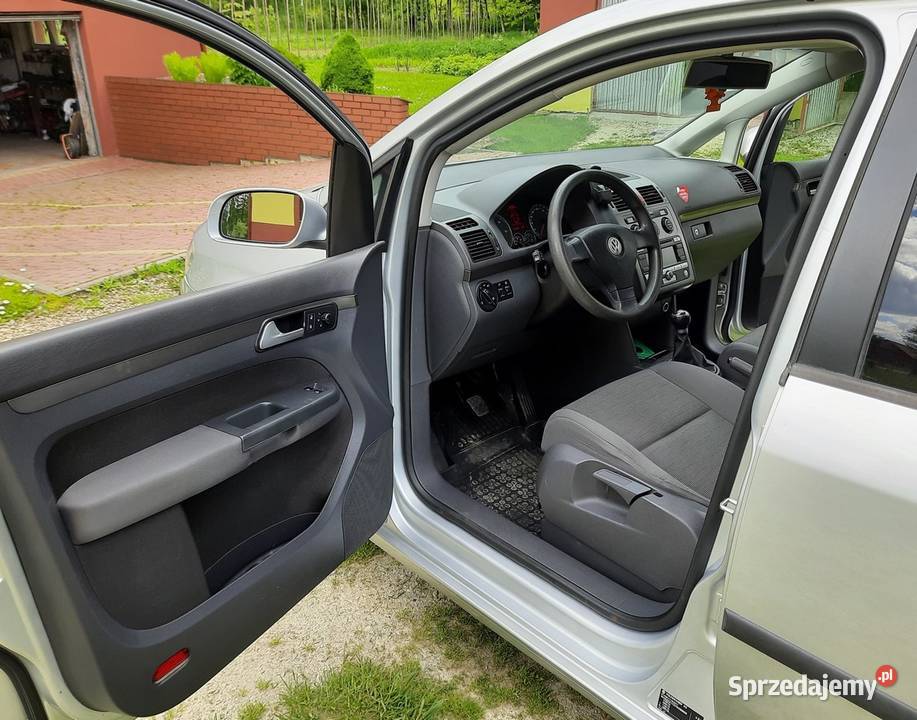 Mam do sprzedania VW TOURAN z 2007 roku LIFTINGU wspomaganie kierownicy Bachórzec