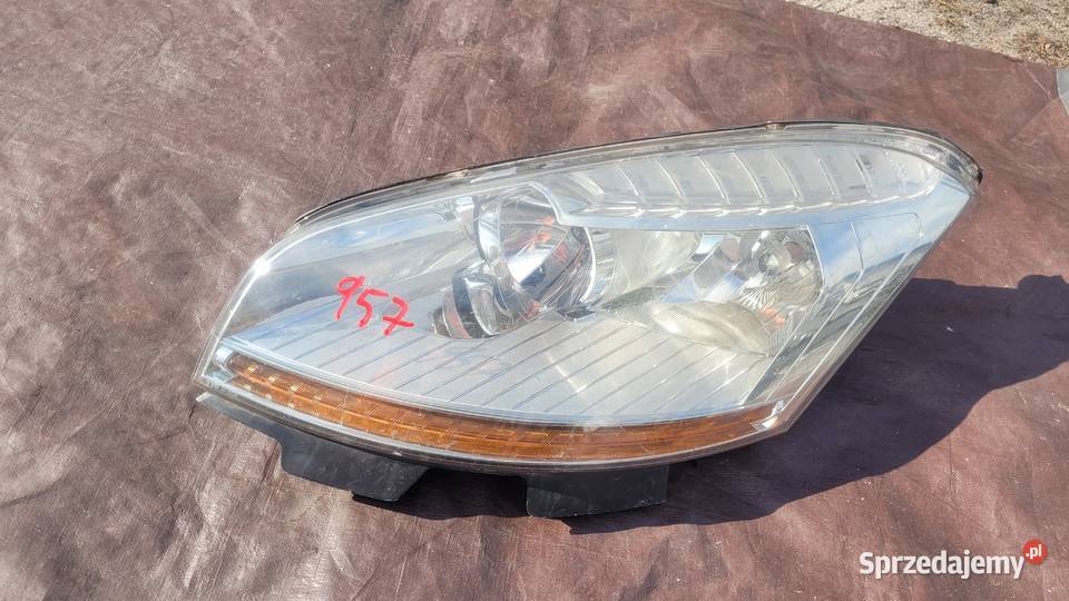 LAMPA LEWY PRZÓD REFLEKTOR LEWY CITROEN C4 osobowe sprzedam