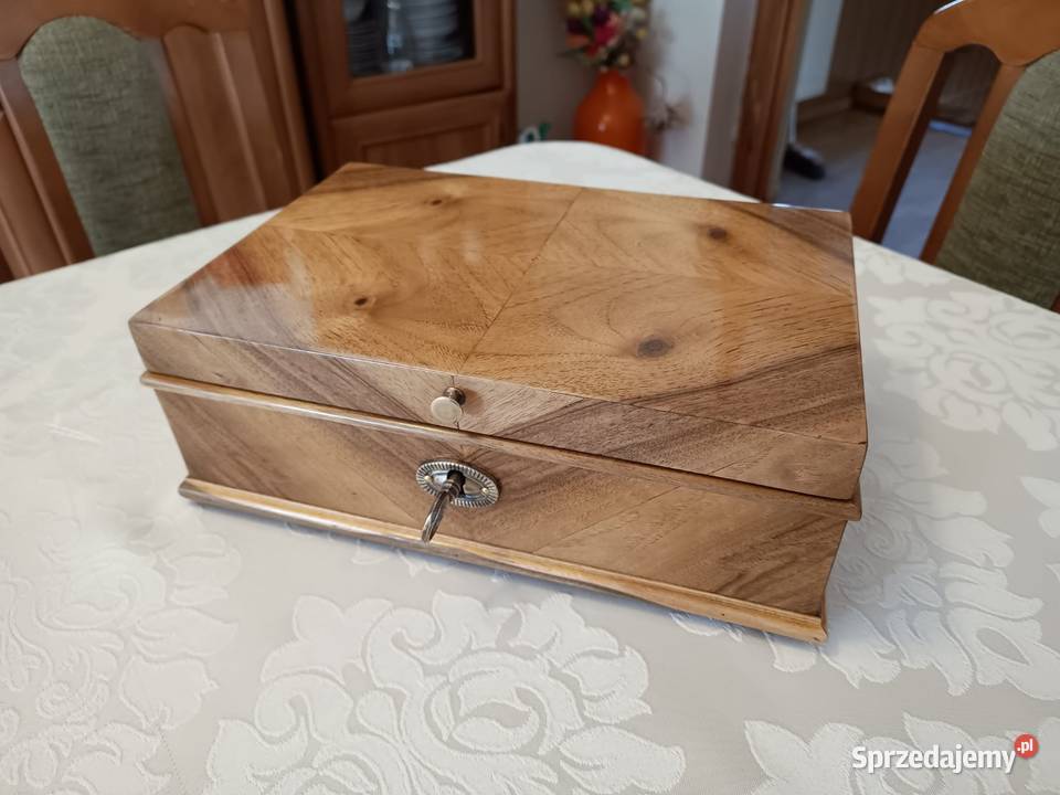 RENOWACJA MEBLI ZABYTKOWYCH małopolskie Tarnów