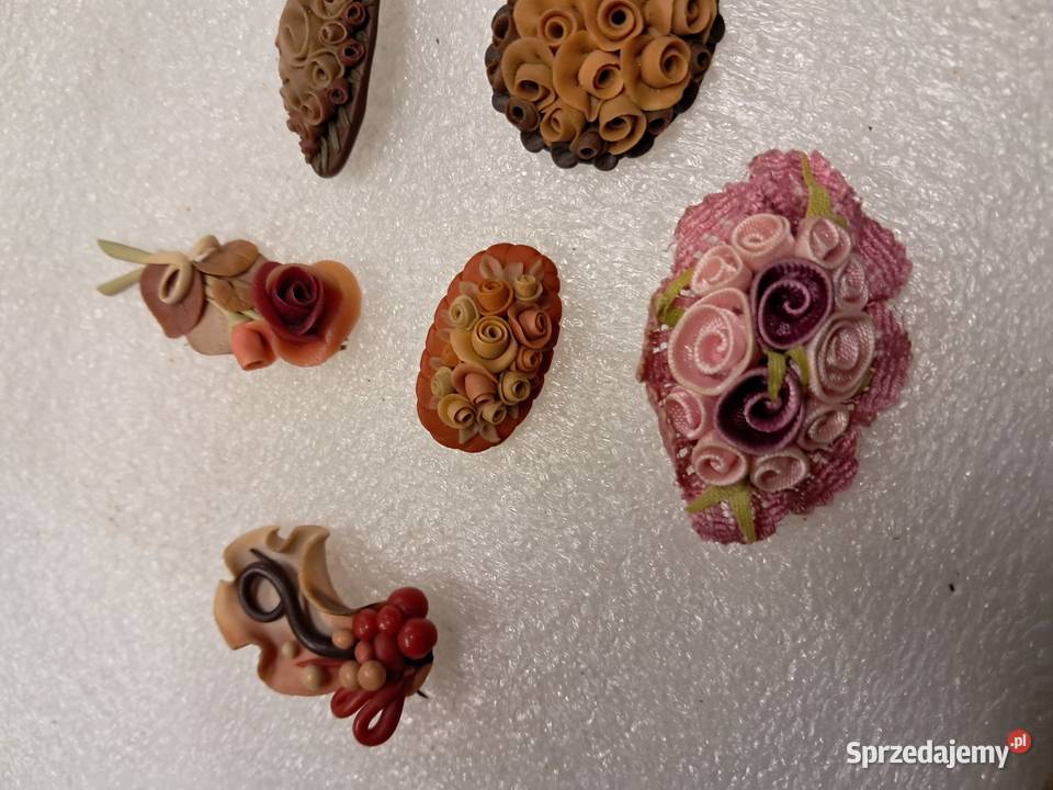 broszki z prlu stan dł 4 i 3 Sandomierz