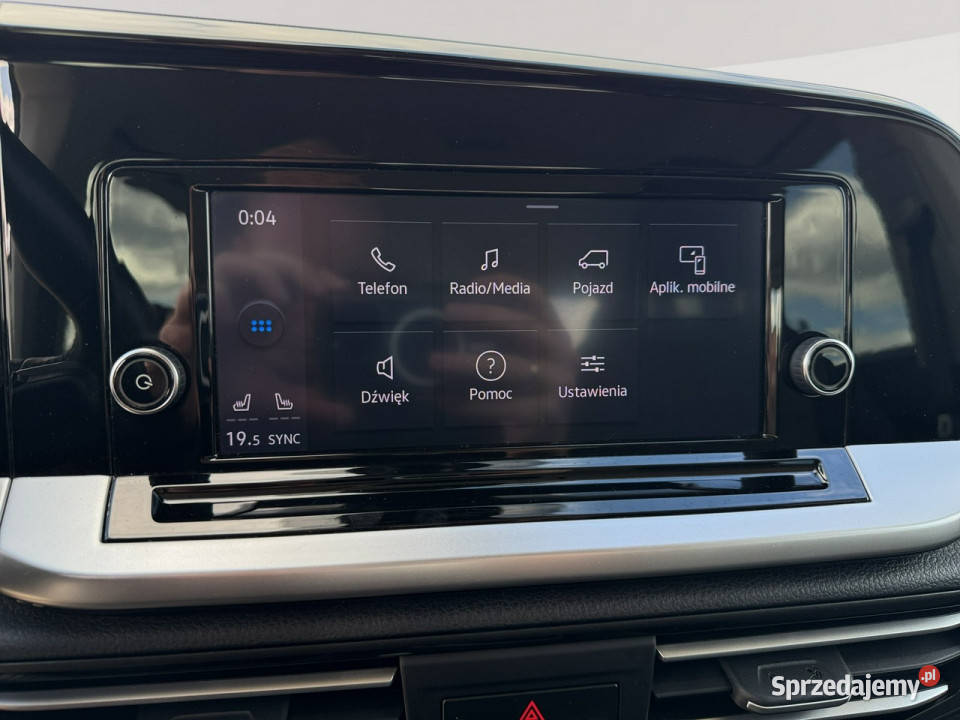 Ford Tourneo Connect KK8267820 EcoBlue Titanium Pępowo