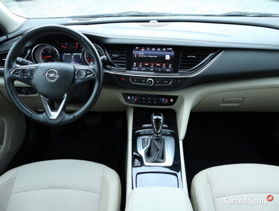 Opel Insignia 15 Turbo światła LED Insignia mazowieckie Piaseczno