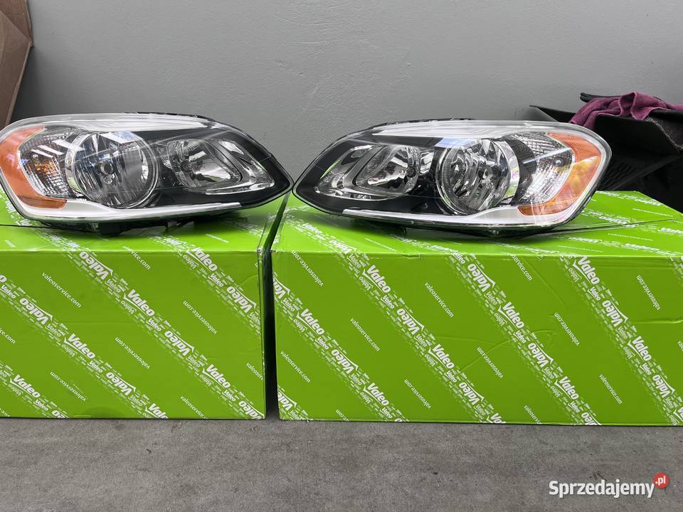 Reflektor lewy prawy Volvo XC60 halogen 2013 USA Lampy przednie lubelskie Lublin
