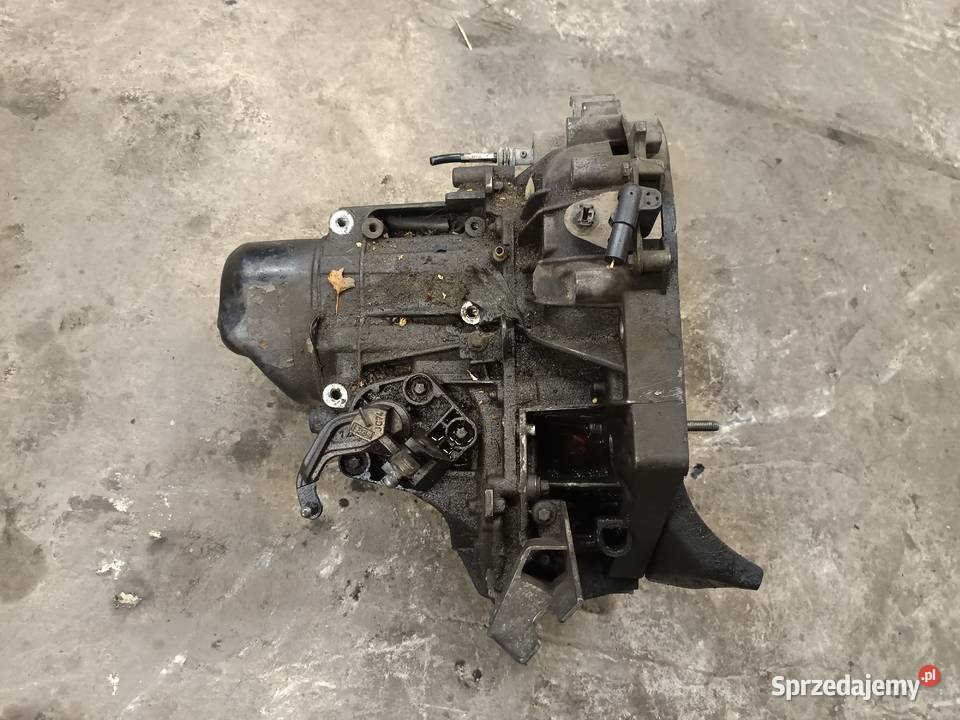 Skrzynia biegow renault 15 dci k9k rozrusznik z Układ napędowy Bychawa