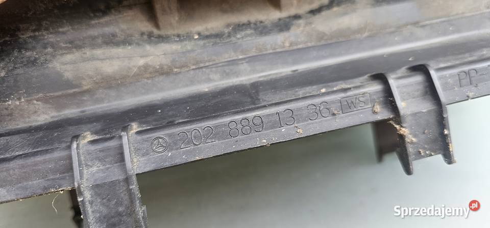 Osłona wlot intercoolera mercedes w202 Zbąszyń