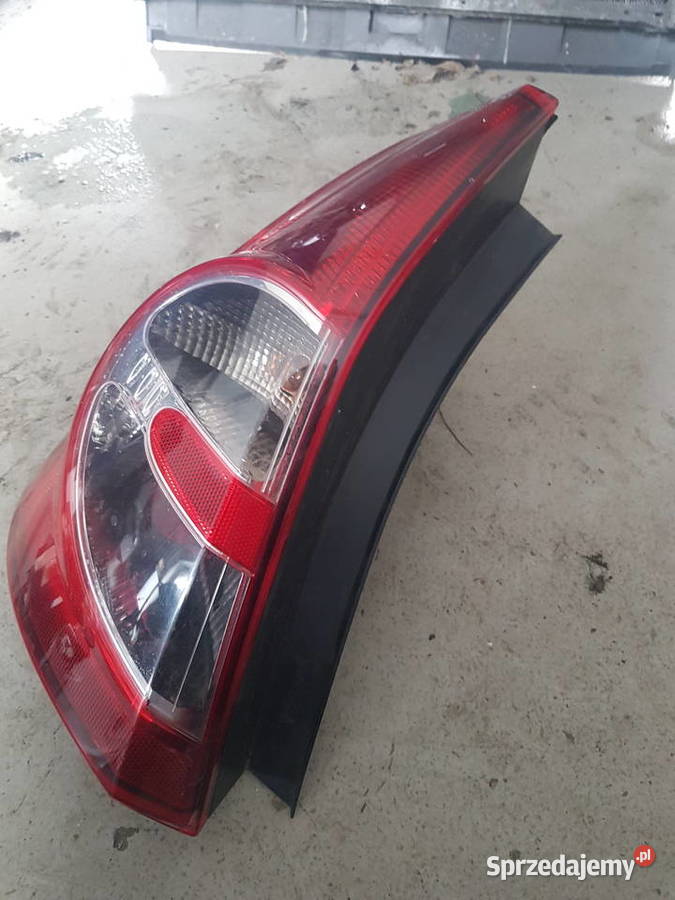 DACIA SANDERO I LAMPA LEWA TYL Turek sprzedam