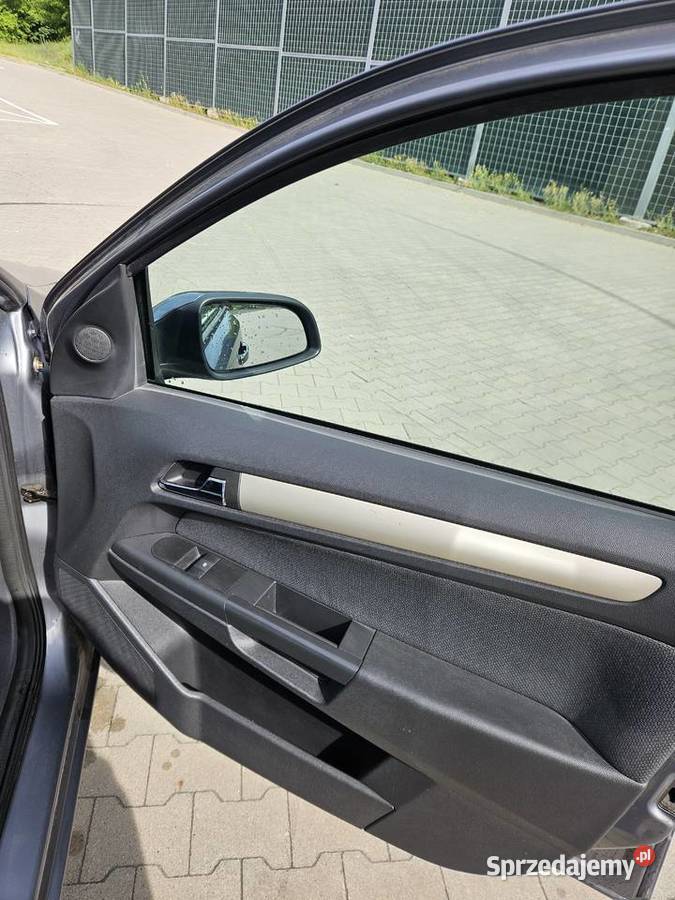 Opel Astra H 2005 Auto osobowe 312921km Nowy Dwór Mazowiecki sprzedam