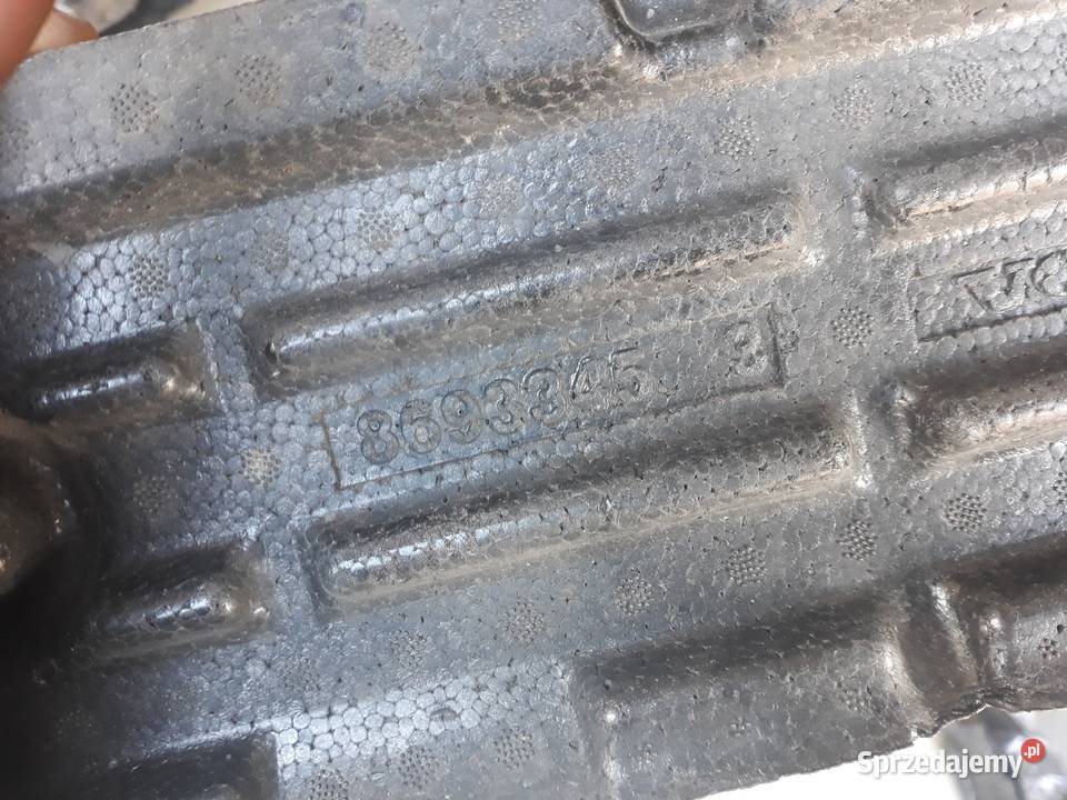 VOLVO V70 PIANKA ABSORBER ZDERZAKA PRZÓD 8693345 Zatom Stary