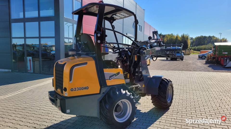 Sprzedam ładowarkę GIANT G 2300 HD Biała Rawska