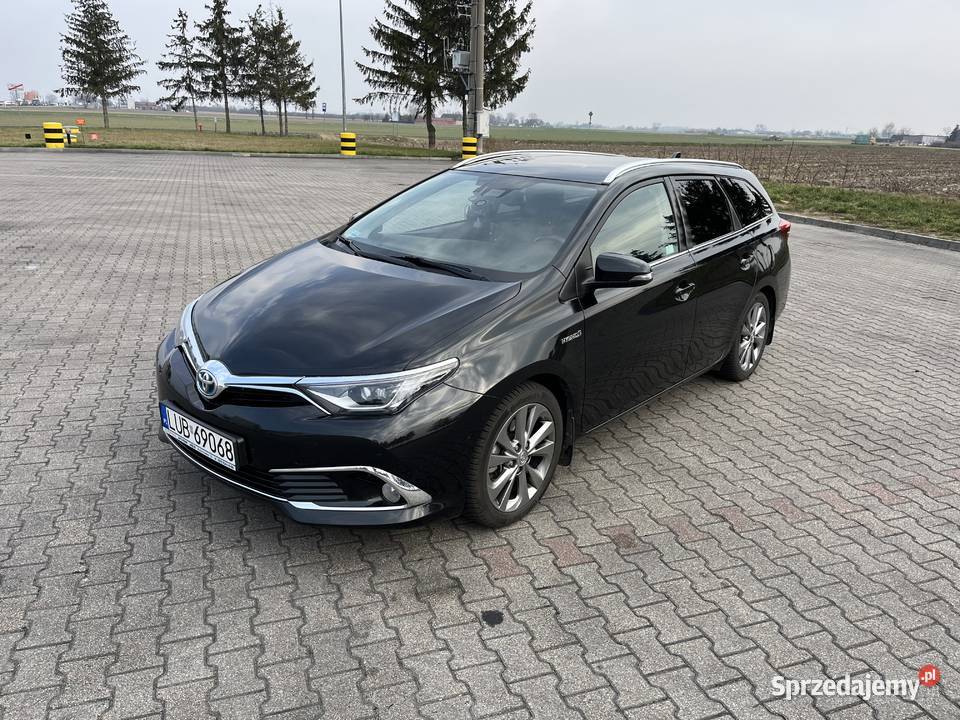 Toyota Auris 18 HSD 136 Prestige Hybrid Auris Władysławów