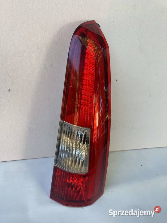 VOLVO V70 PRAWA LAMPA GÓRNA osobowe Ostroróg