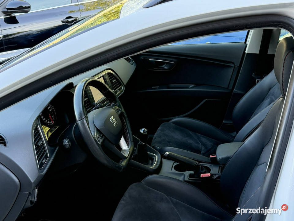 Seat Leon garażowany śląskie Częstochowa