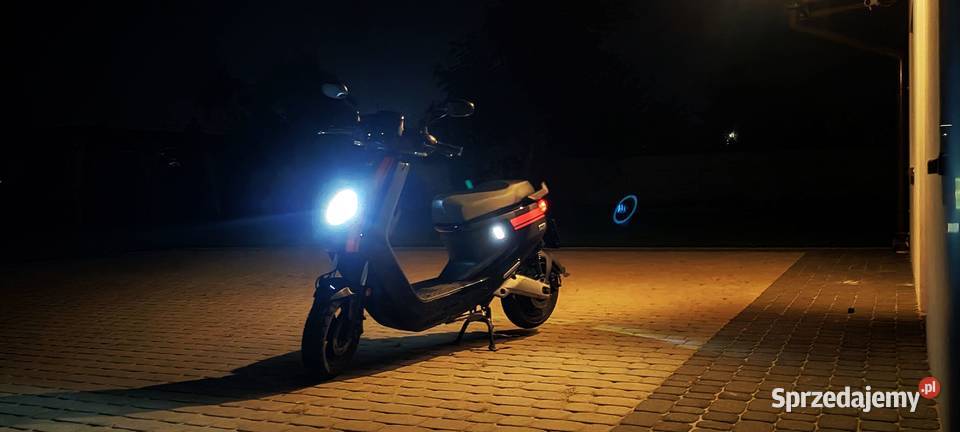 Skuter elektryczny NIU MQI M sport 2023r zasięg 50cm3 Pabianice sprzedam