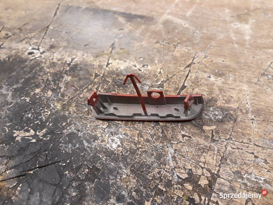 TOYOTA YARIS 4 IV ZAŚLEPKA HAKA ZDERZAKA PRZÓD Karoseria Międzychód