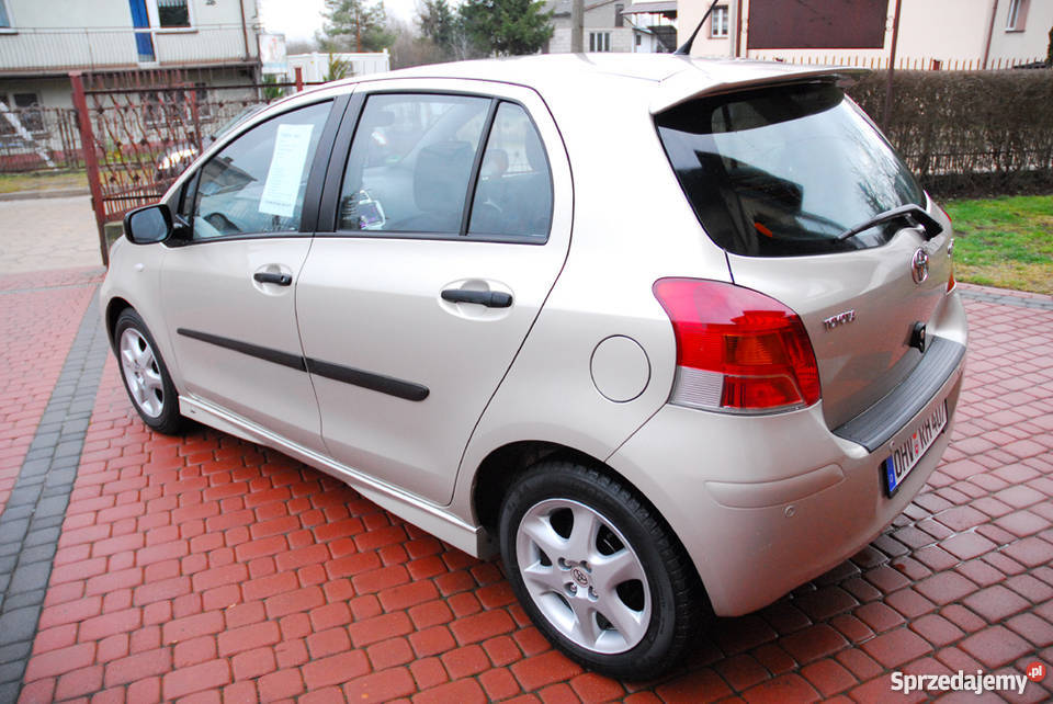 TOYOTA YARIS II 2010 r 13 Benzyna 100 Wersja SOL pierwszy właściciel Kielce