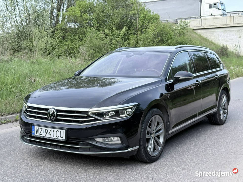 Volkswagen Passat Variant 20 TDI 200 2021 asystent pasa ruchu Wojkowice