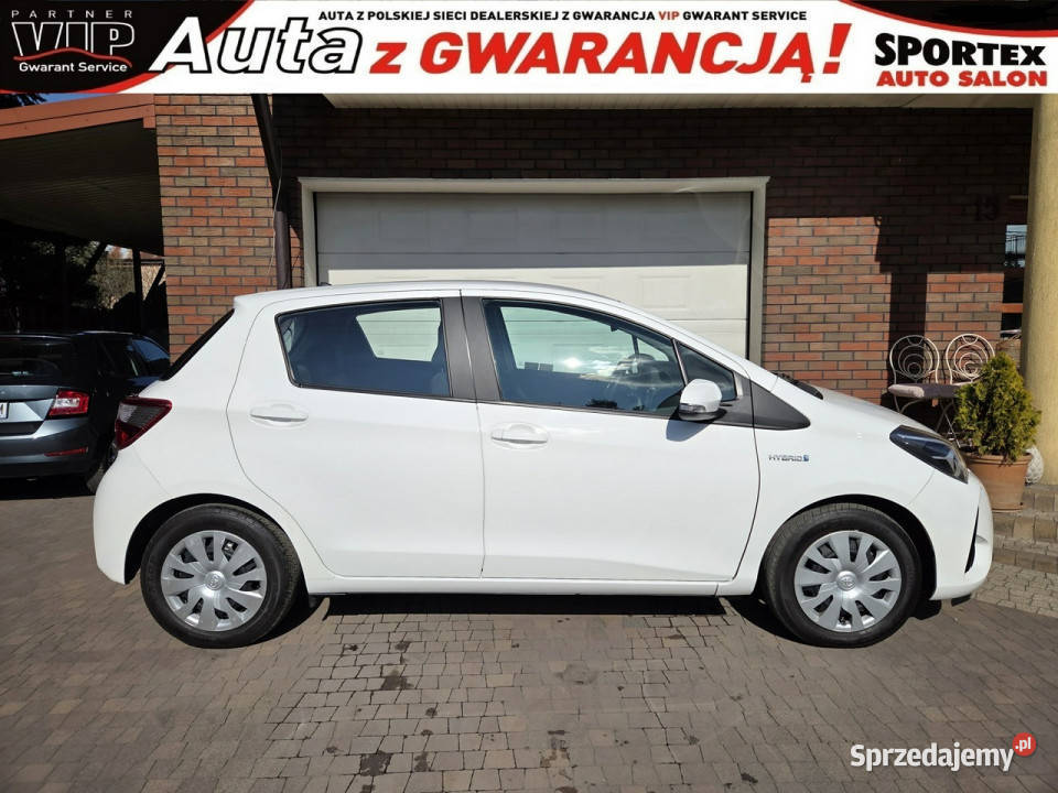 Toyota Yaris Hybrid 100 Premium ECvt Yaris