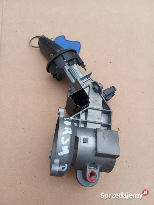 Opel Corsa d stacyjka z kluczykiem Mochy