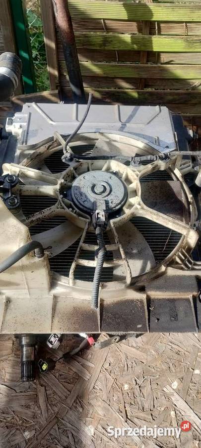 Chłodnica kompletna Toyota Yaris 13 2007 r osobowe Chłodnie wody Grudziądz