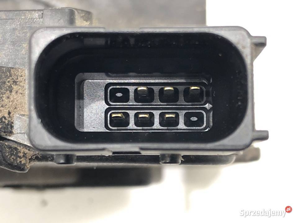 ZAMEK DRZWI PRAWY TYŁ OPEL CORSA D Hatchback sprzedam