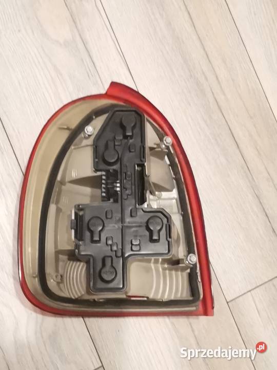 OPEL CORSA B 9700 PRAWA LAMPA TYŁ GM 45022 Lampy tylne Międzychód