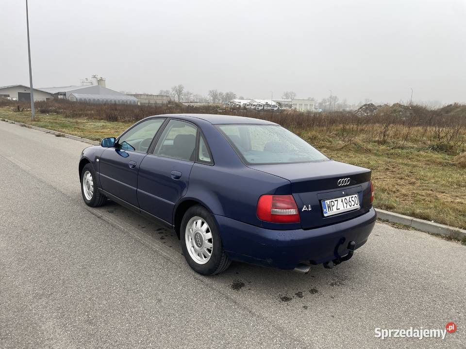 Audi A4 b5 18 125 LPG HAK elektryczne szyby Przasnysz