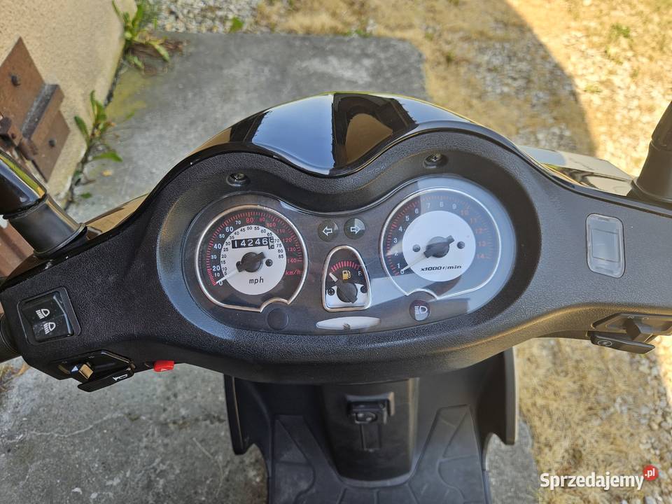 Skuter Peugeot Sumup 125 sumup kat B garażowany Bobrek