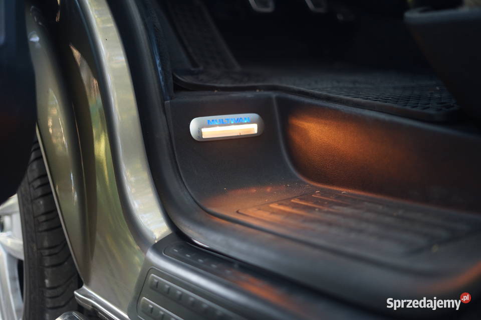 Volkswagen Transporter 20 VW MULTIVAN 7 os TV 190KM Transporter Końskie