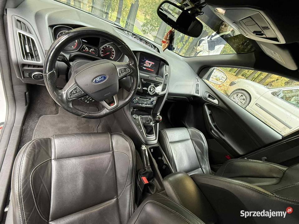 Ford Focus ST 300 LPG Rok produkcji 2017 sprzedam