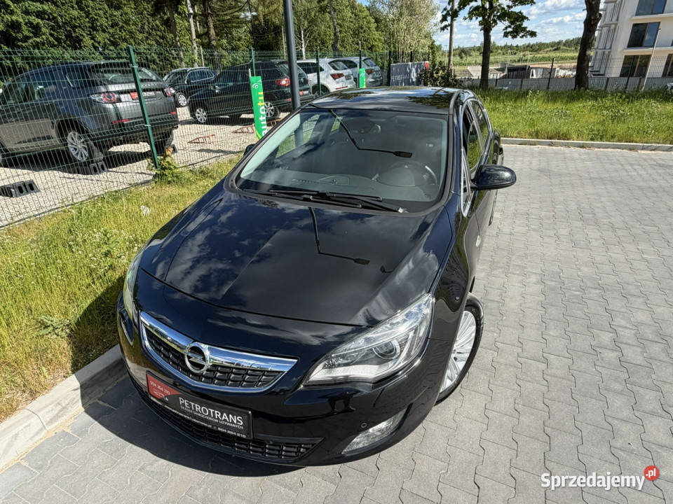 Opel Astra 17 CDTI 110 LED XENON Nawigacja Skóra 1686cm3 Mrągowo sprzedam