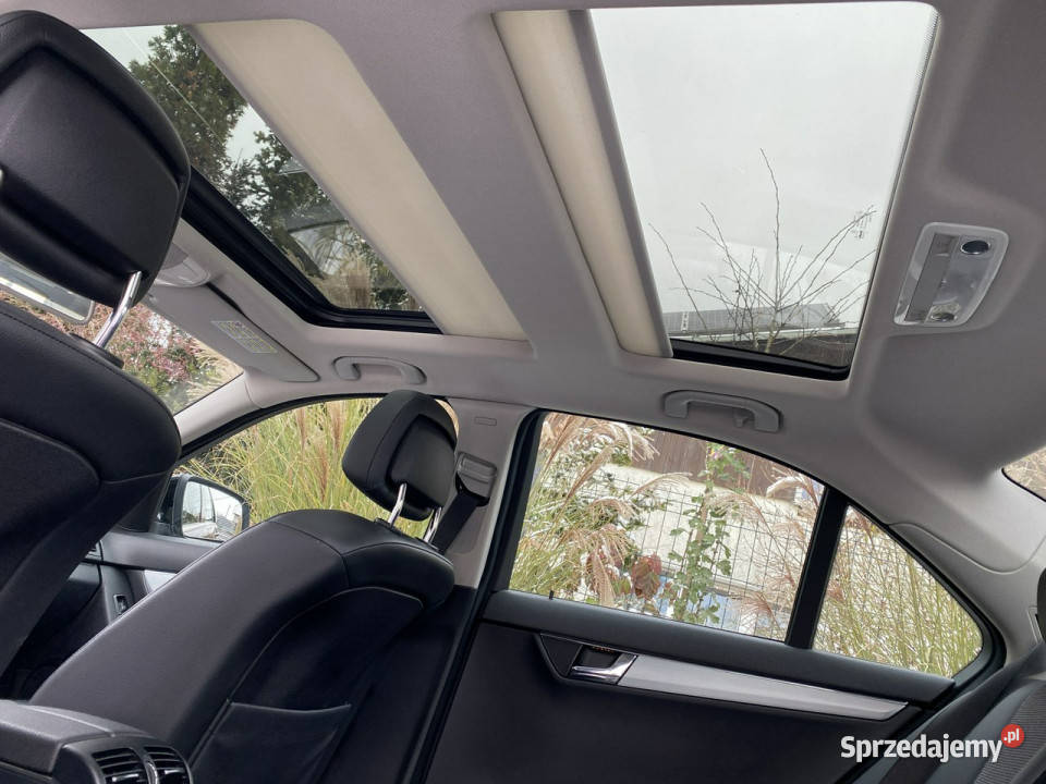 Mercedes C 200 zadbana 100 oryginalny przebieg elektrochrom. lusterka boczne wielkopolskie Poznań
