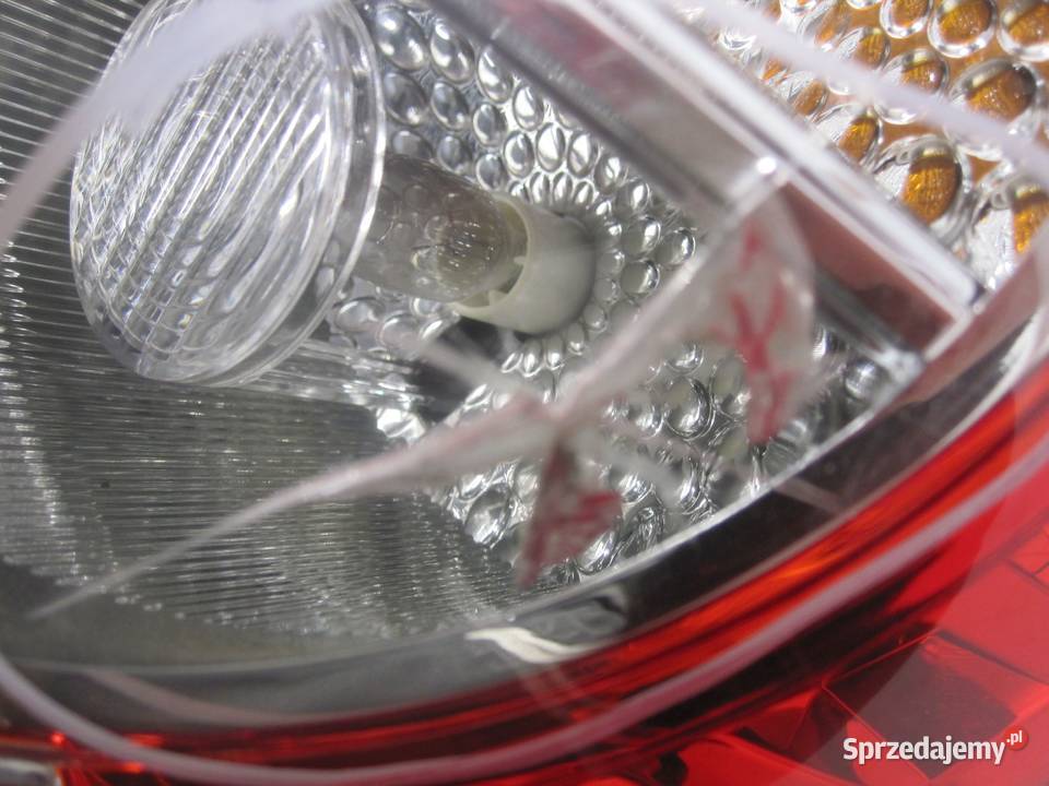 CHEVROLET CAPTIVA LIFT 11r lampa prawa tył świętokrzyskie Kielce