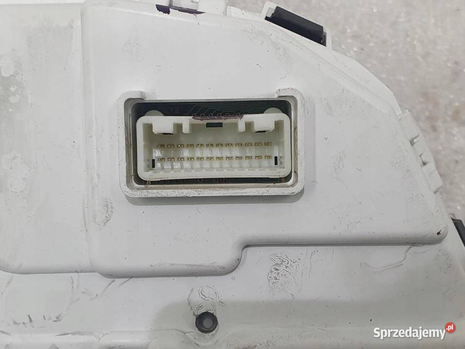 LICZNIK ZEGARY 8100B707 OUTLANDER II