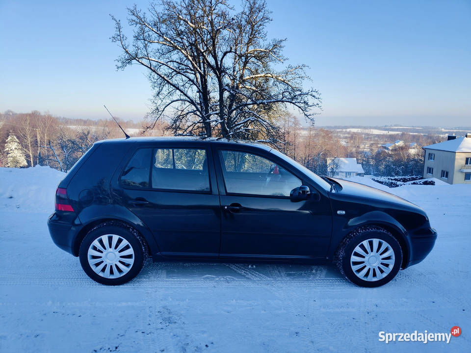 Sprzedam Volkswagen Golf IV 14 benzyna 5drzwi z 4/5 Golf Brzesko