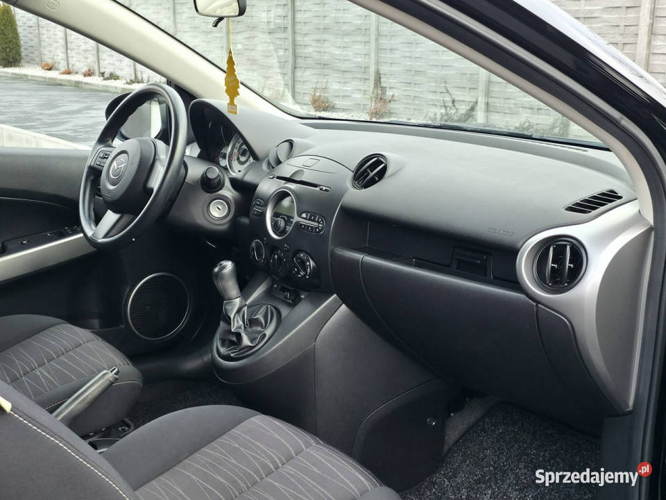 Mazda 2 13 Benzyna Serwisowany Gwarancja Bogate Piekoszów
