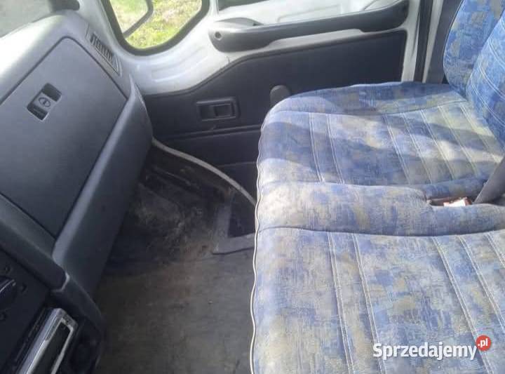 Peugeot boxer 25 TDI blaszak bus