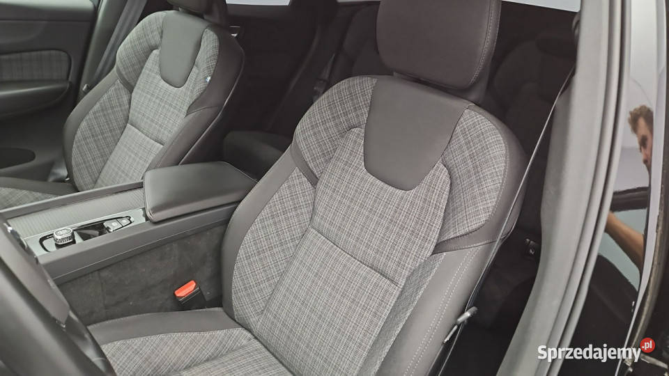 Volvo XC 60 B4 B Core aut Z Polskiego Salonu mazowieckie Warszawa